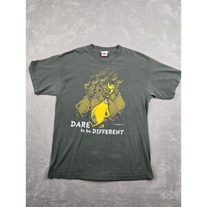 Vintage Dr Seuss T-Shirt Mens L Dare‎ To Be Different Star Belly Sneetches 1999